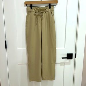 Lululemon High Rise Stretch 7/8 Pant